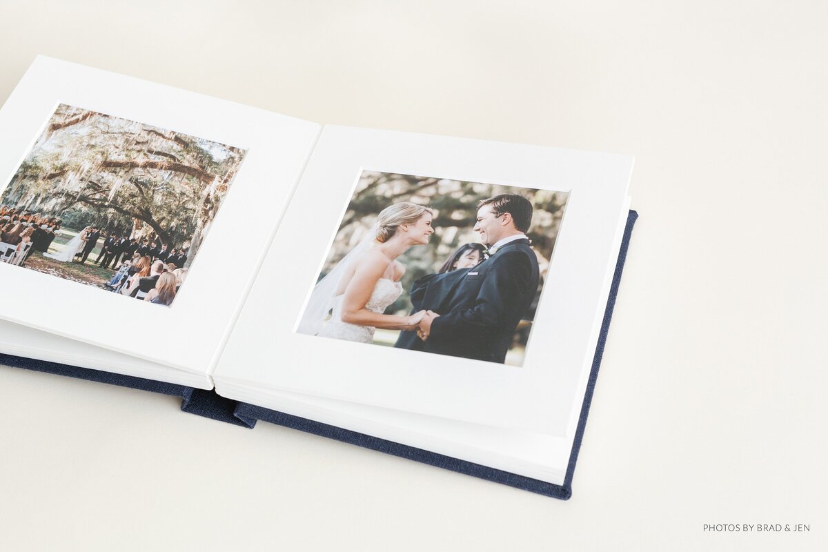 RedTree-Albums-Brad & Jen, Matted Folio Album-111