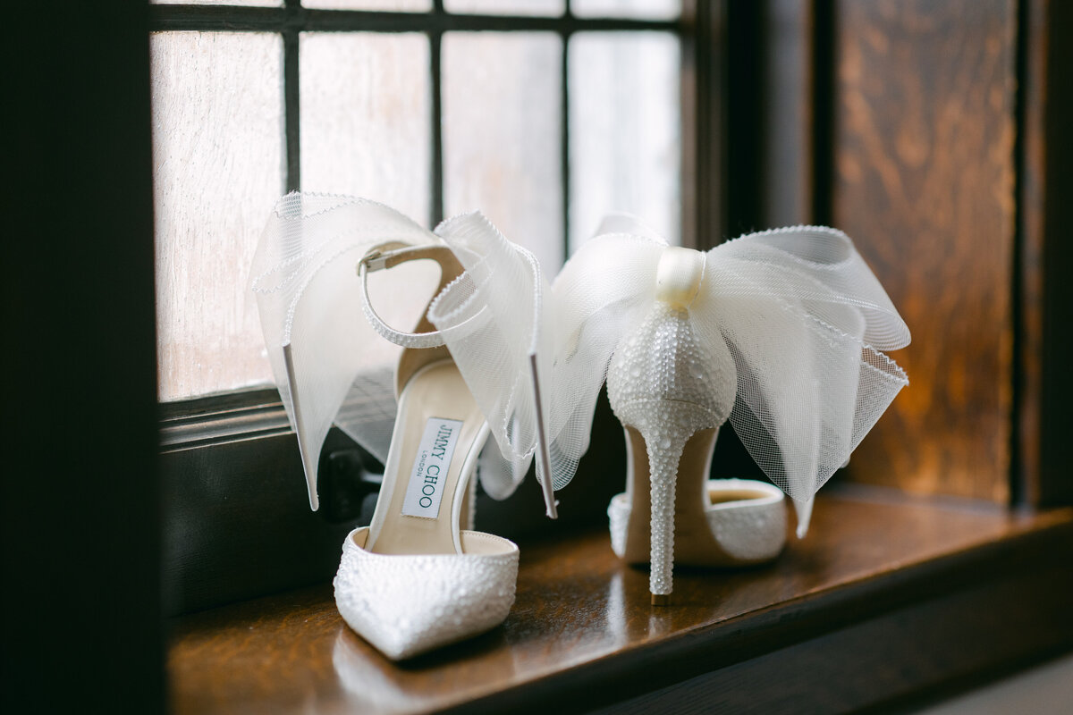 wedding-shoes-chicago-photography-2