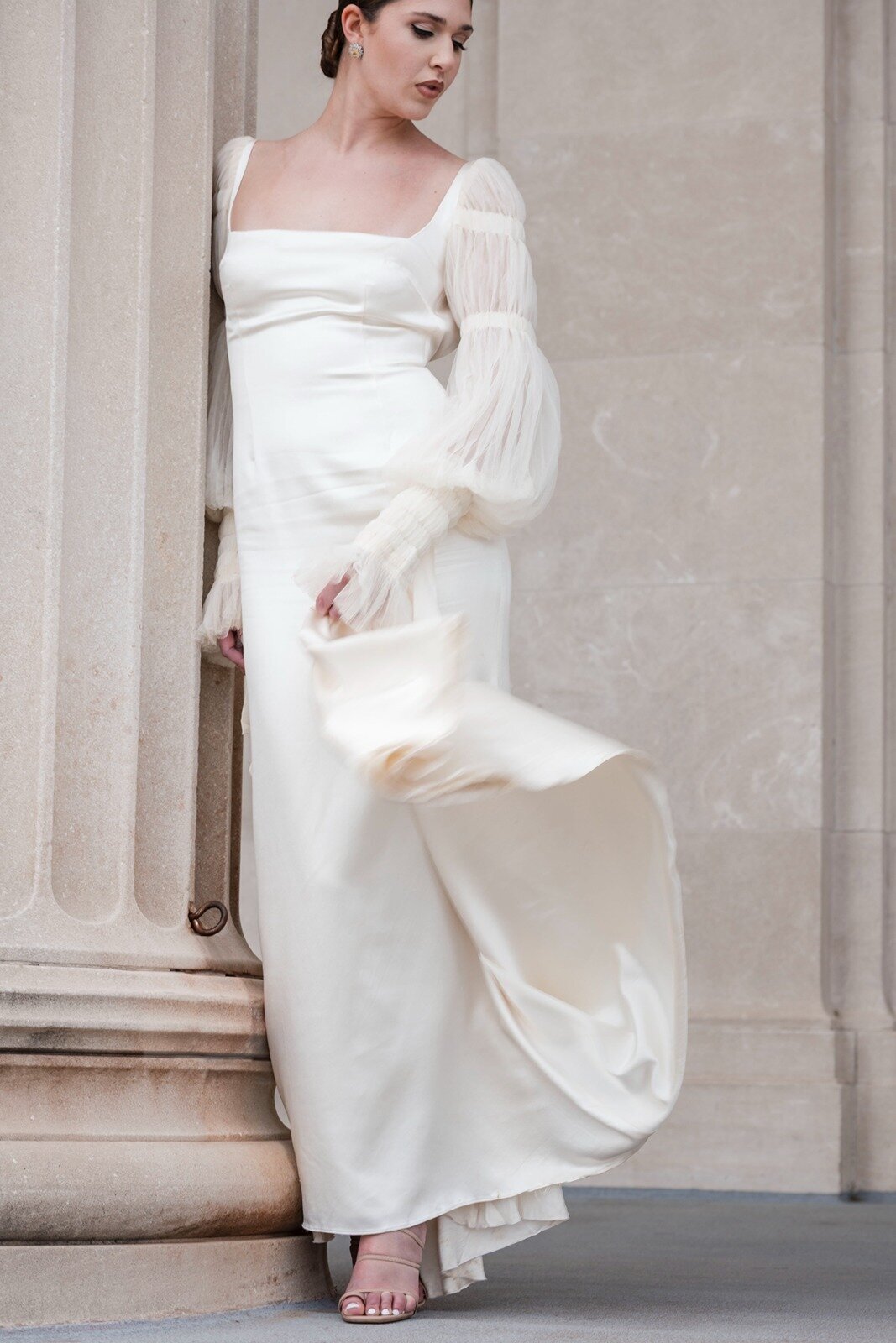 Classical-bride-editorial-the-columns-5