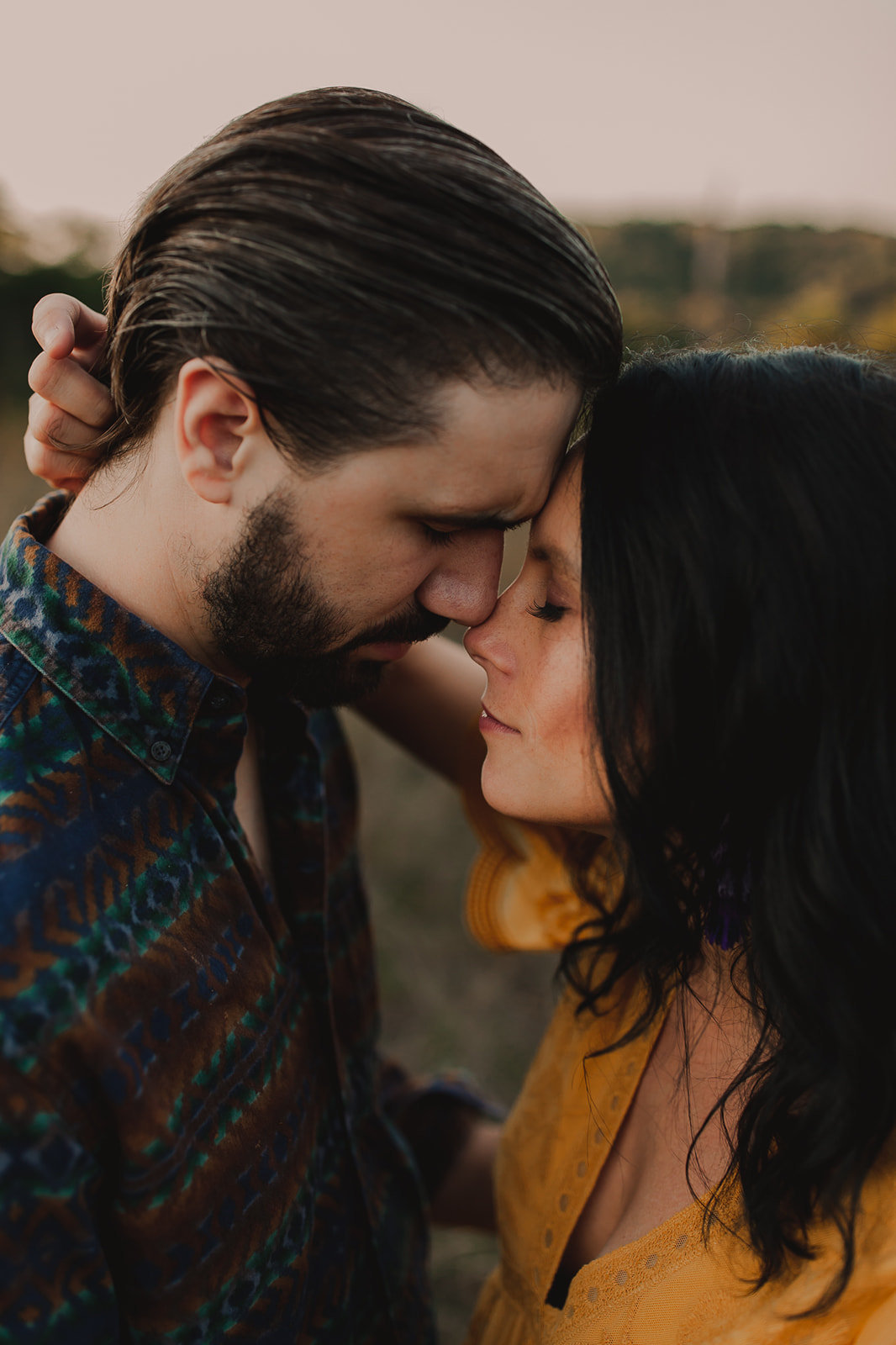 5_Outdoor-Maternity-Boho-Open-Field-Summer-Sunset_Couple