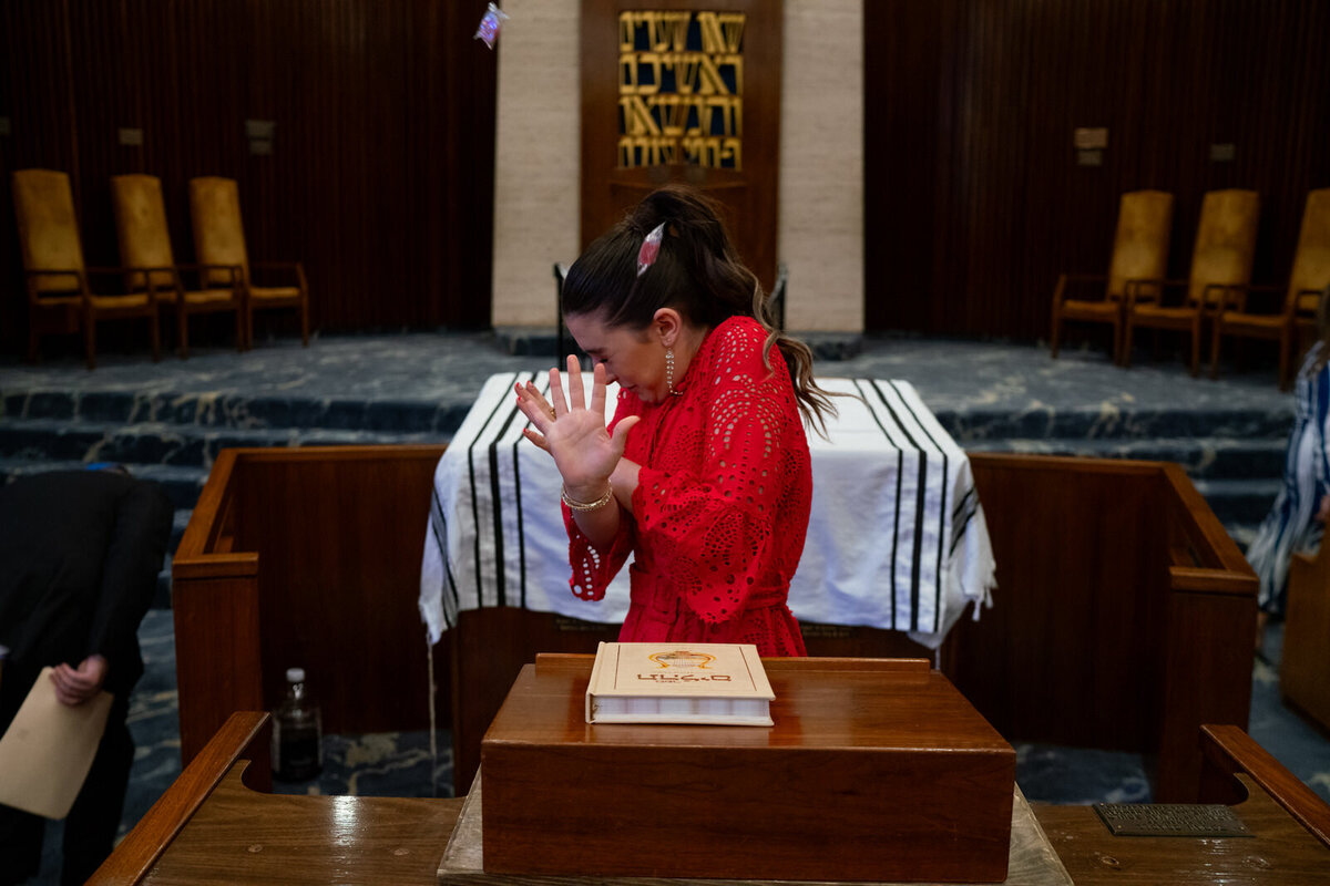 world's-best-Jewish-bat-mitzvah-photographer-kirsten-lewis-ak035