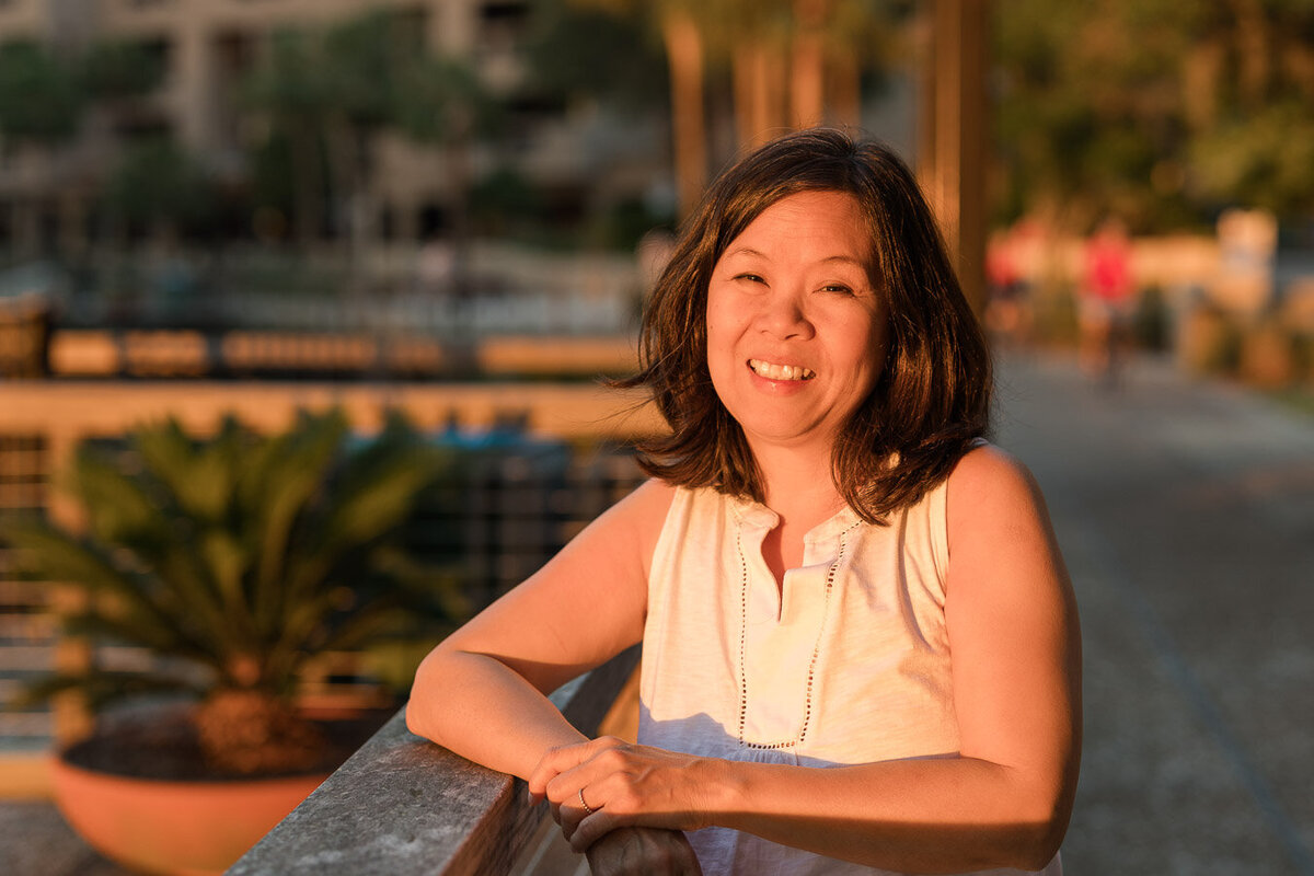 portrait-woman-asian-sunset-14506