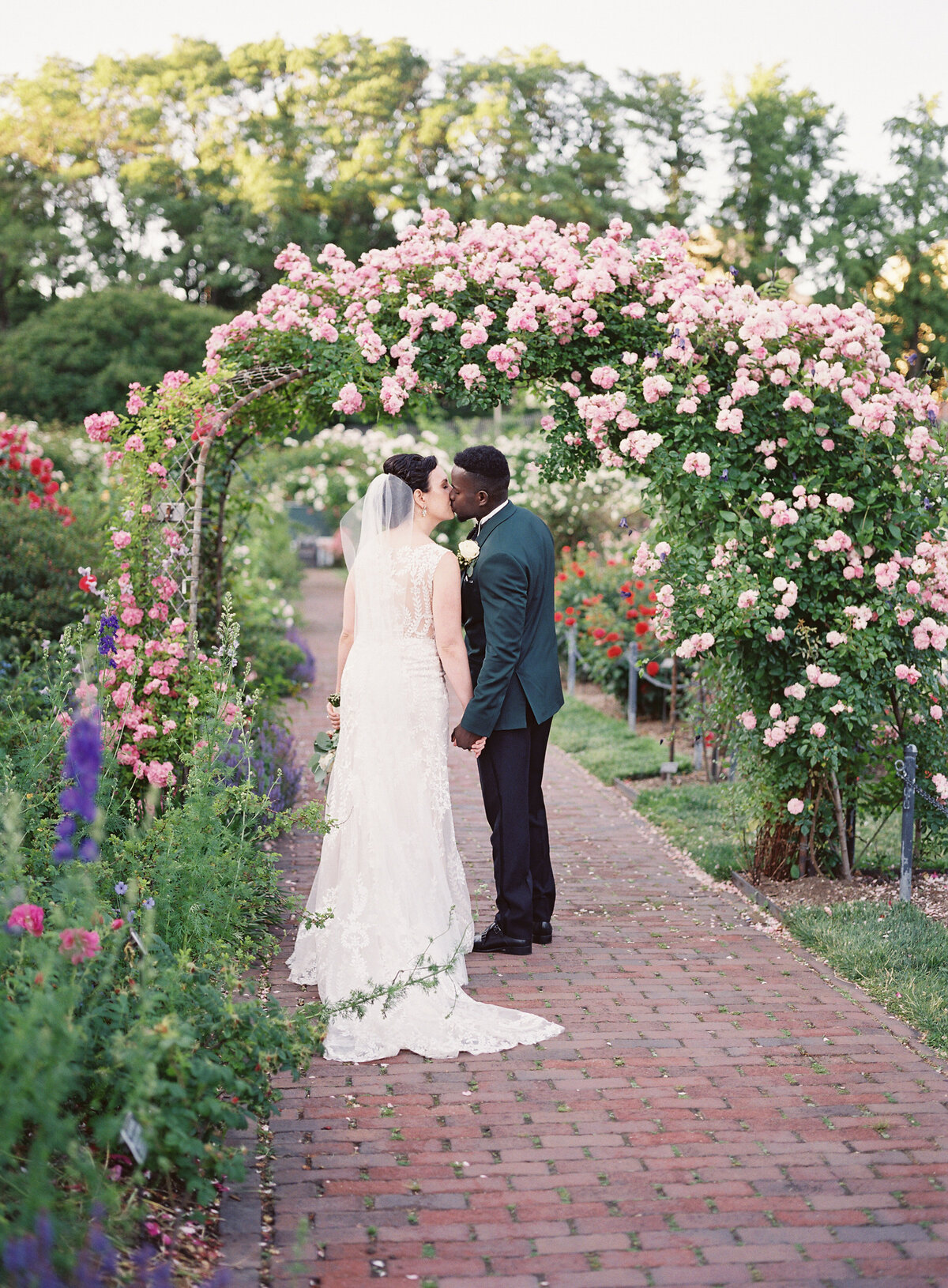 Brooklyn-Botanic-Garden-wedding-20