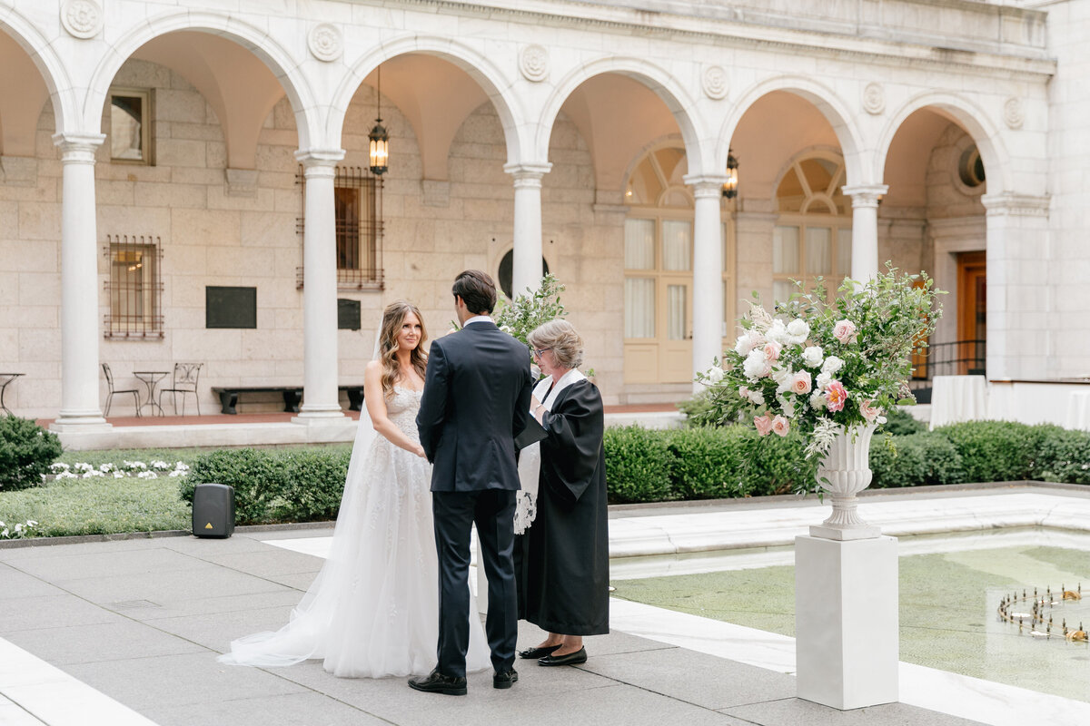 The-Boston-Public-Library-Wedding-Taylor-and-Joe-Emily-Wren-Photography-092