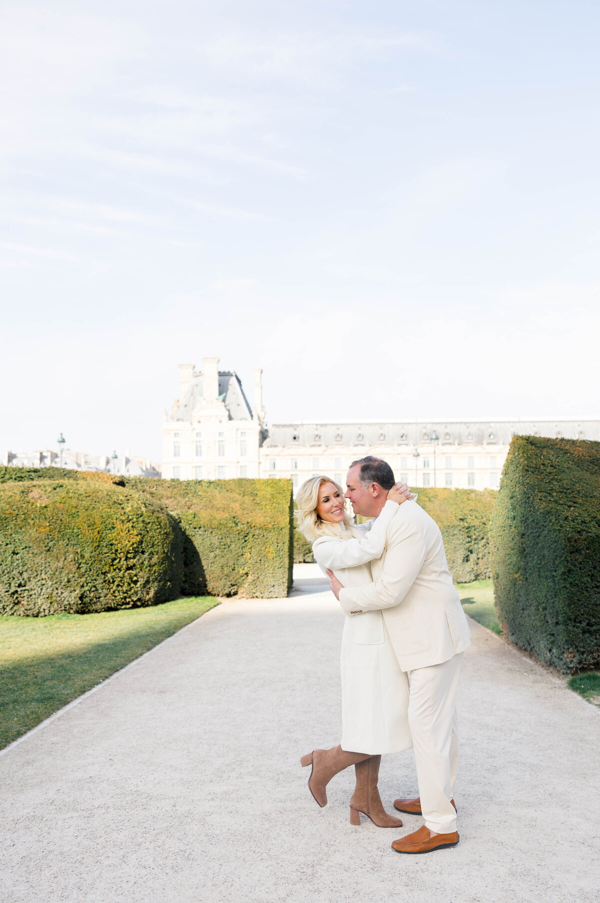 Paris-24
