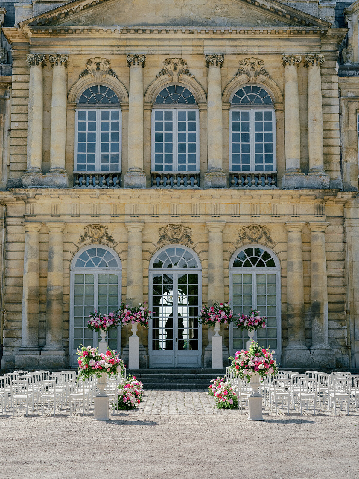 Ashley-and-Brock_Paris_France_Chateau-de-Champlatreux_Wedding_Redamancy-Photo-and-Film_0100_websize