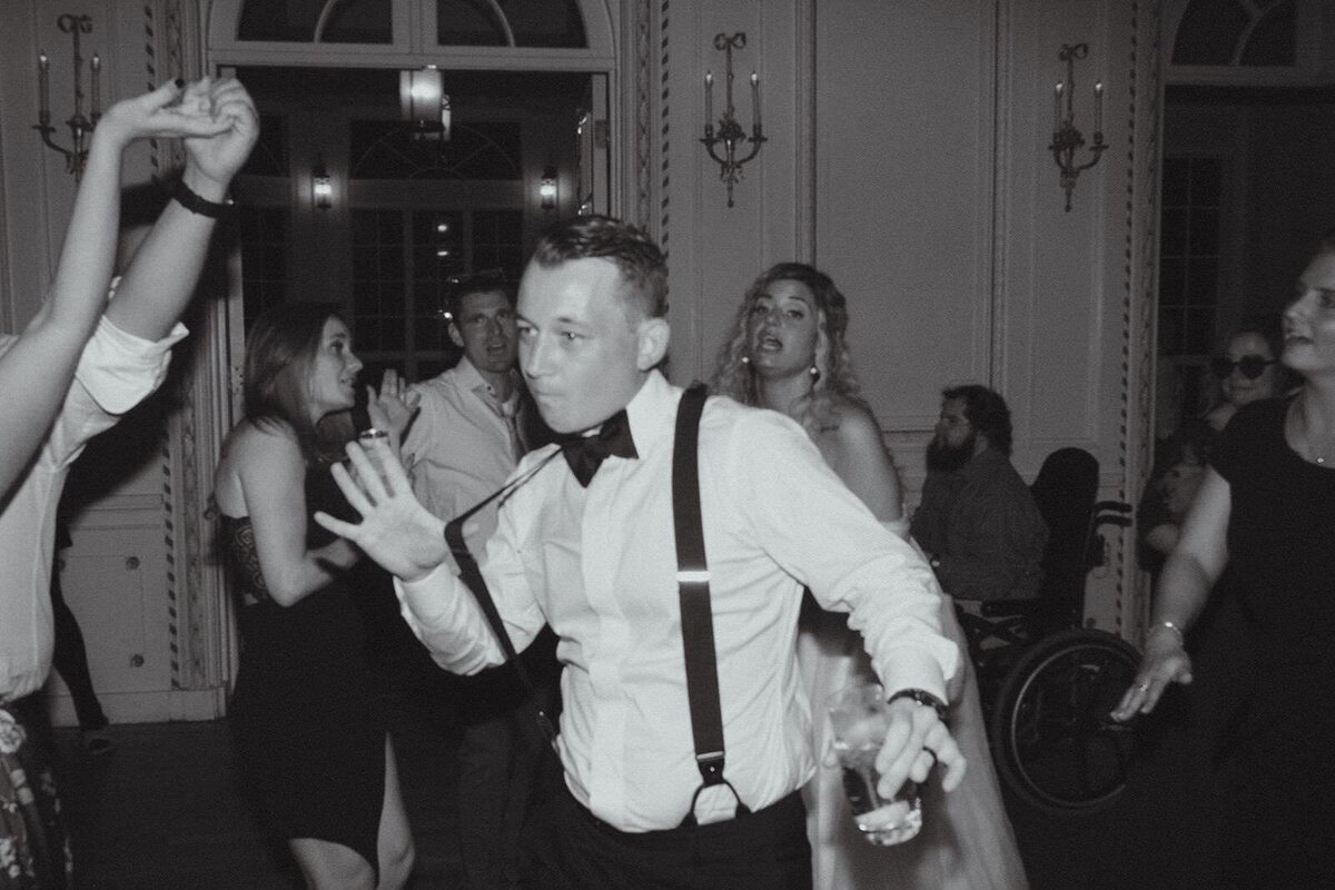Rhode-Tripper-Wedding-Photography-14
