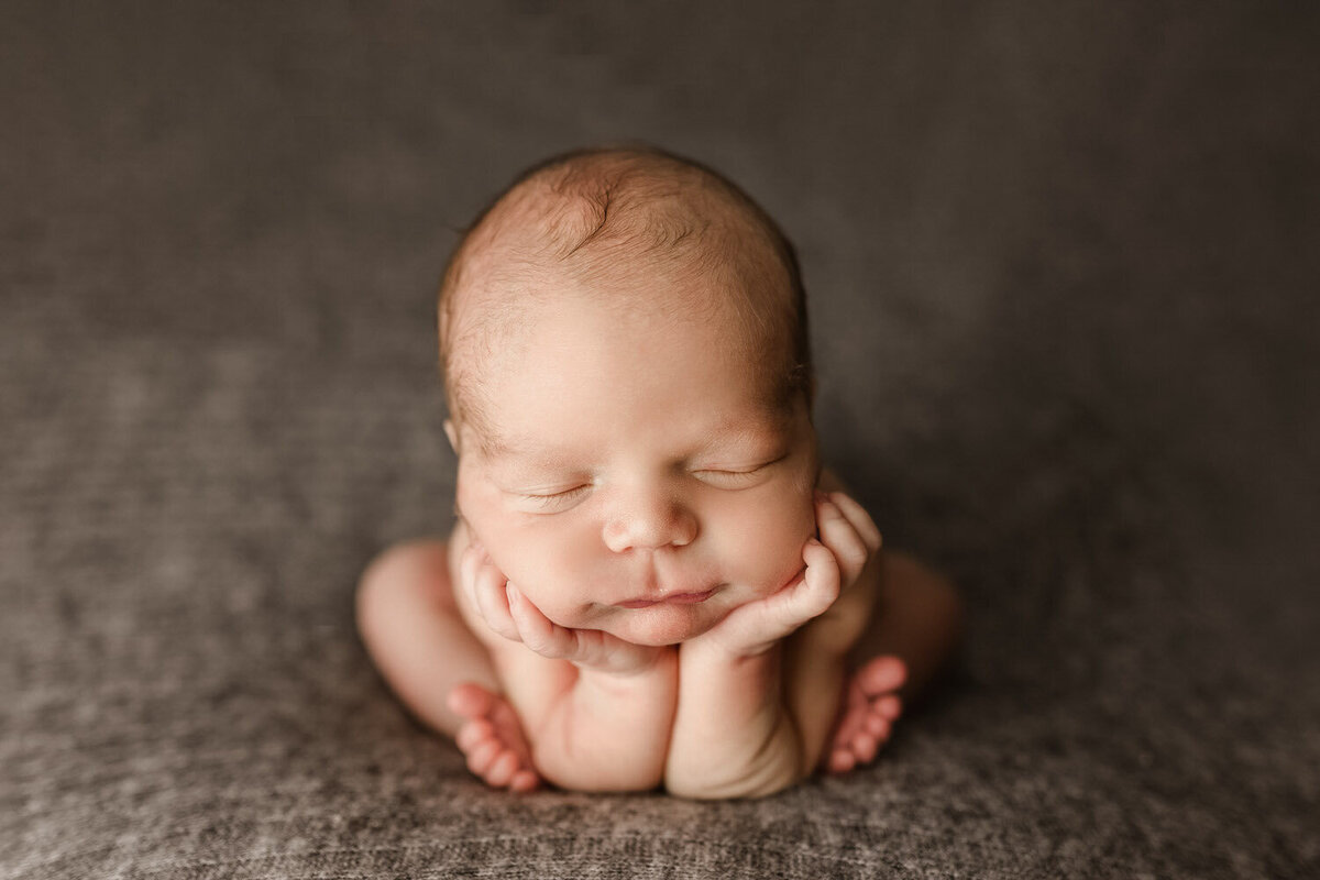 best Elm Grove newborn photography, newborn portraits near me