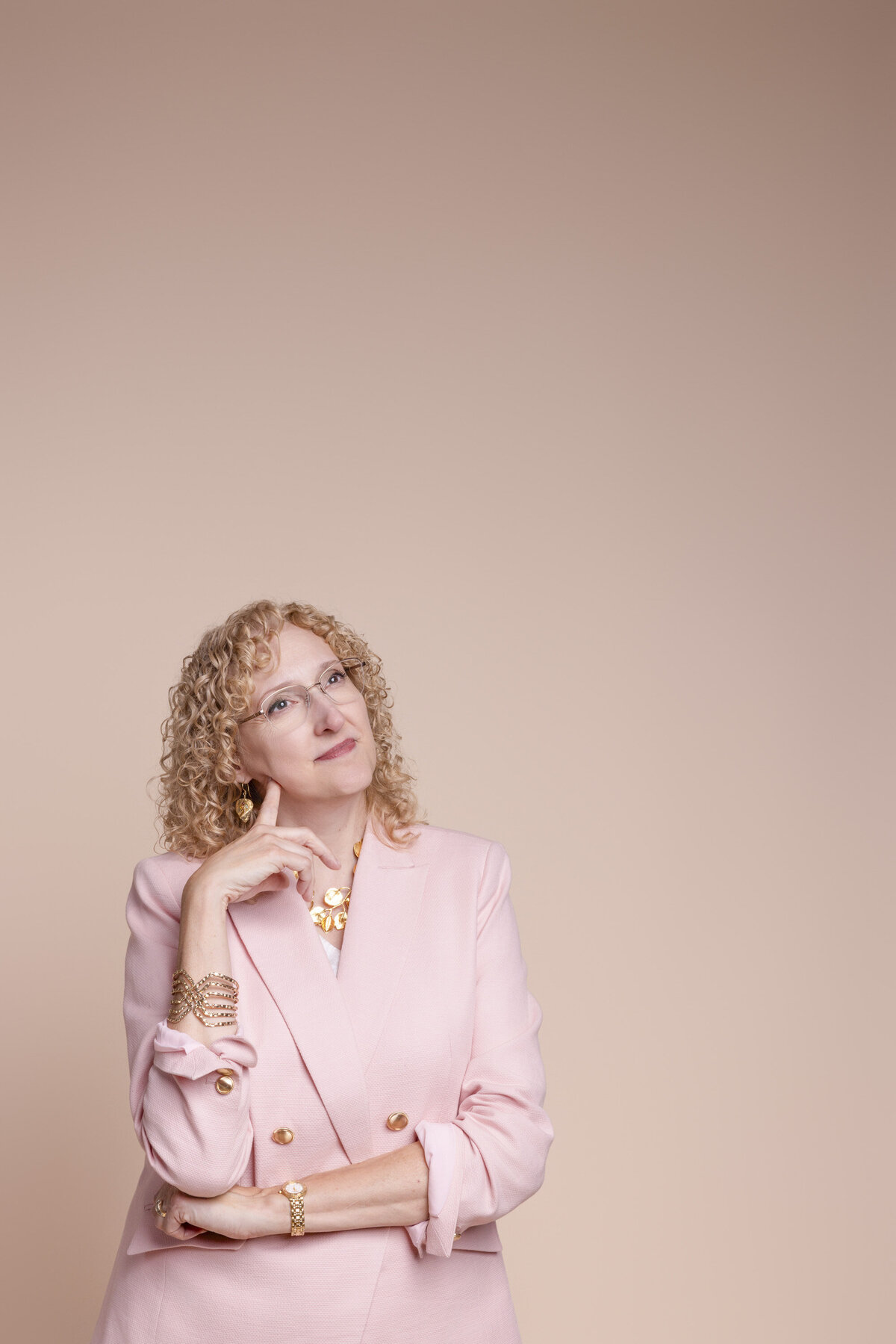Aviatra-cincinnati-personal-brand-photos-Jennifer Blackburn-your-brand-compass-2141