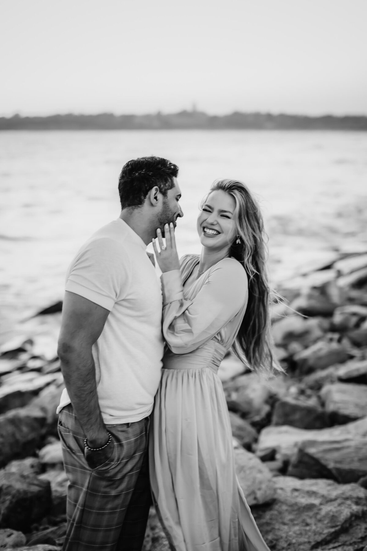 Nicole-Marcelle-Photography_016_second-beach-engagement-session-jenna-bashar
