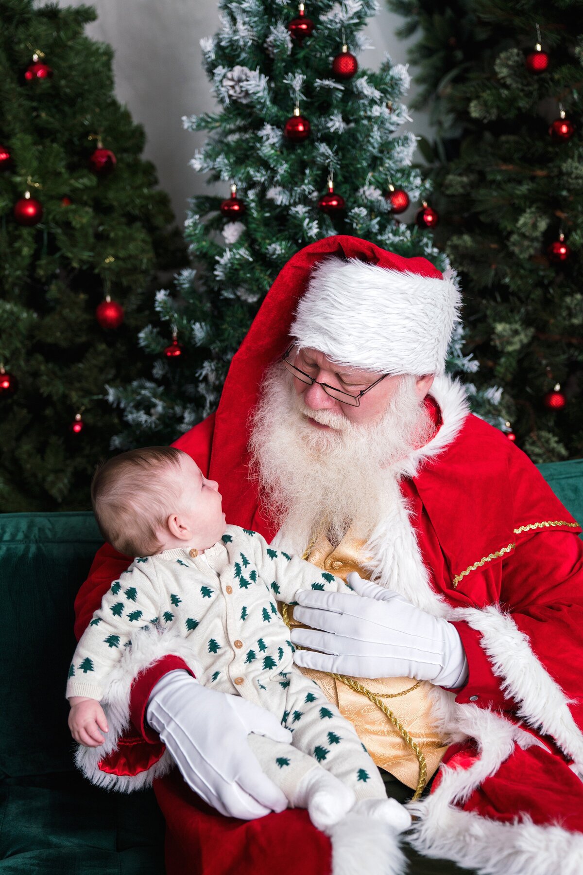 Snoqualmie_WA_Santa_Portraits_2135