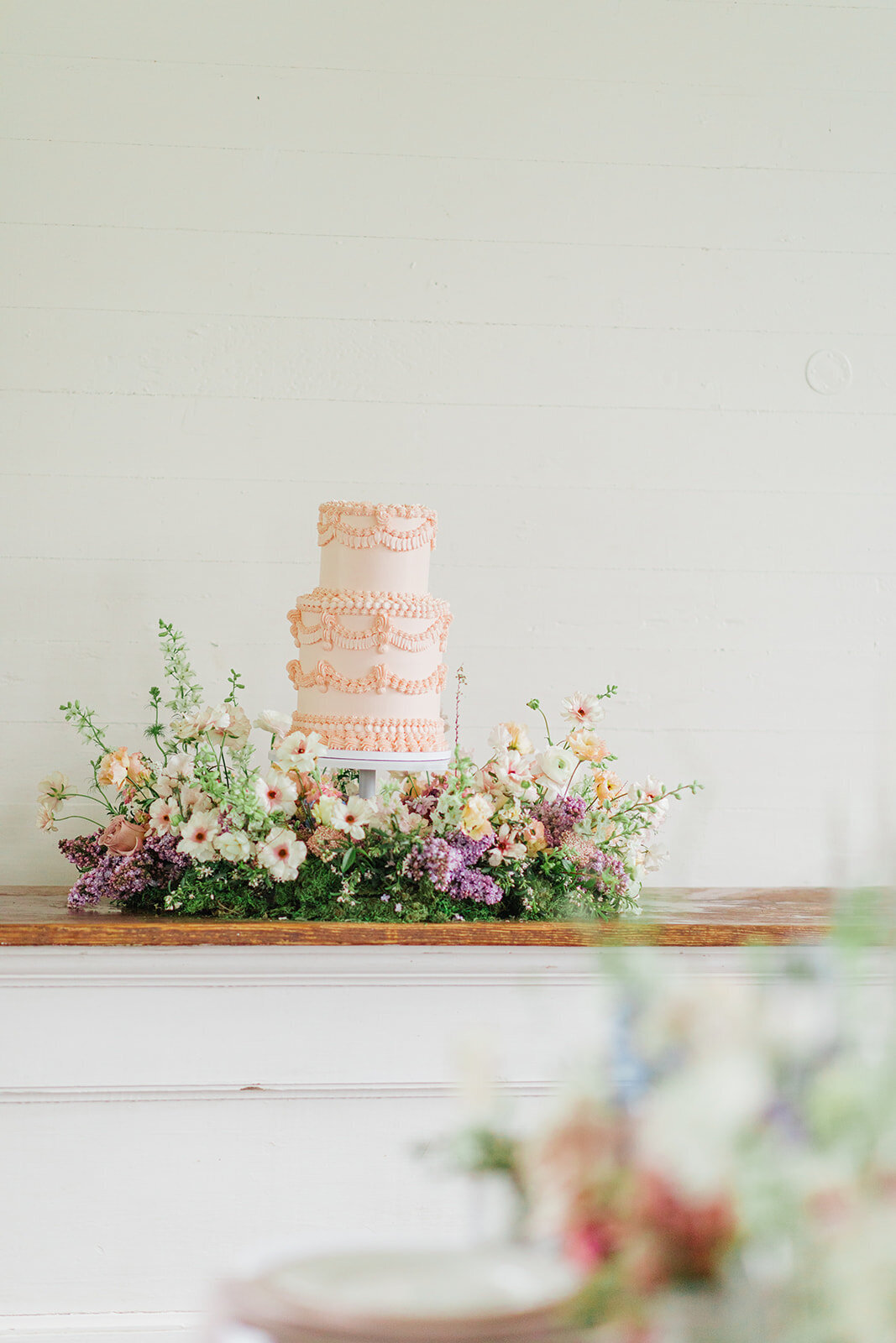 floral-cake-meadow-flora-pacifica-wildflower-seattle-floral-designer