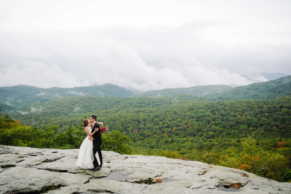 Beacon-Heights-NC-Elopement-19