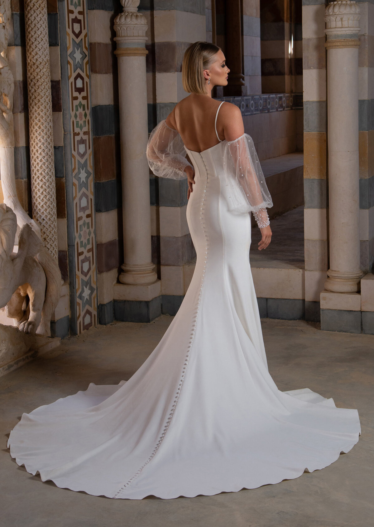 Clean and classic wedding dress