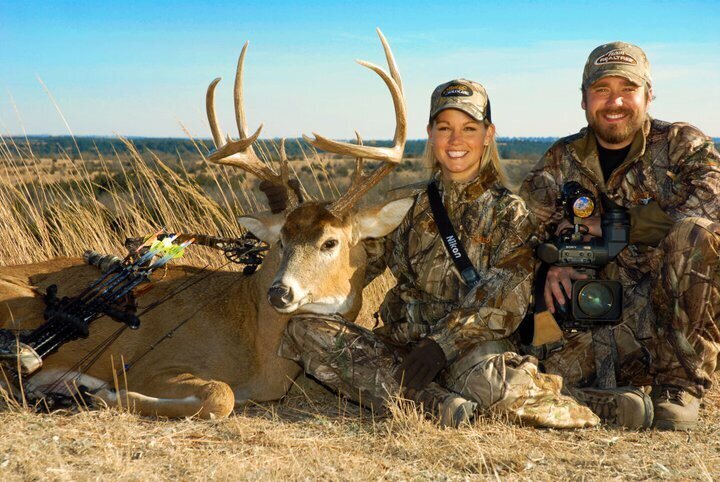 Tiffany Lakosky and Jason Miller Hunting in Kansas