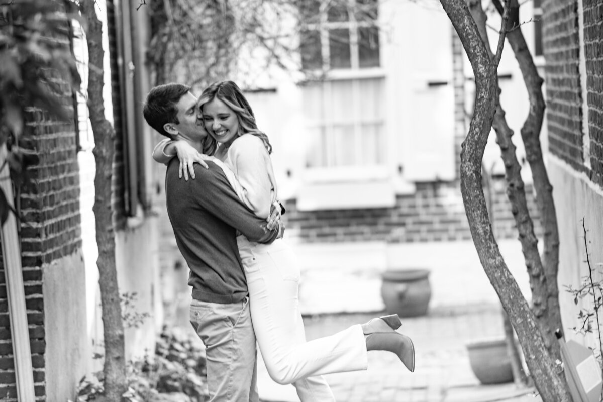 Philly_old_city_engagement_photo_alley_black_and_white