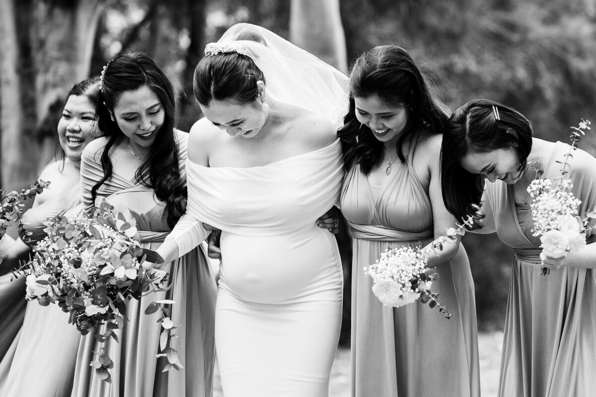 sydney-wedding-photography-bridesmaids-fun