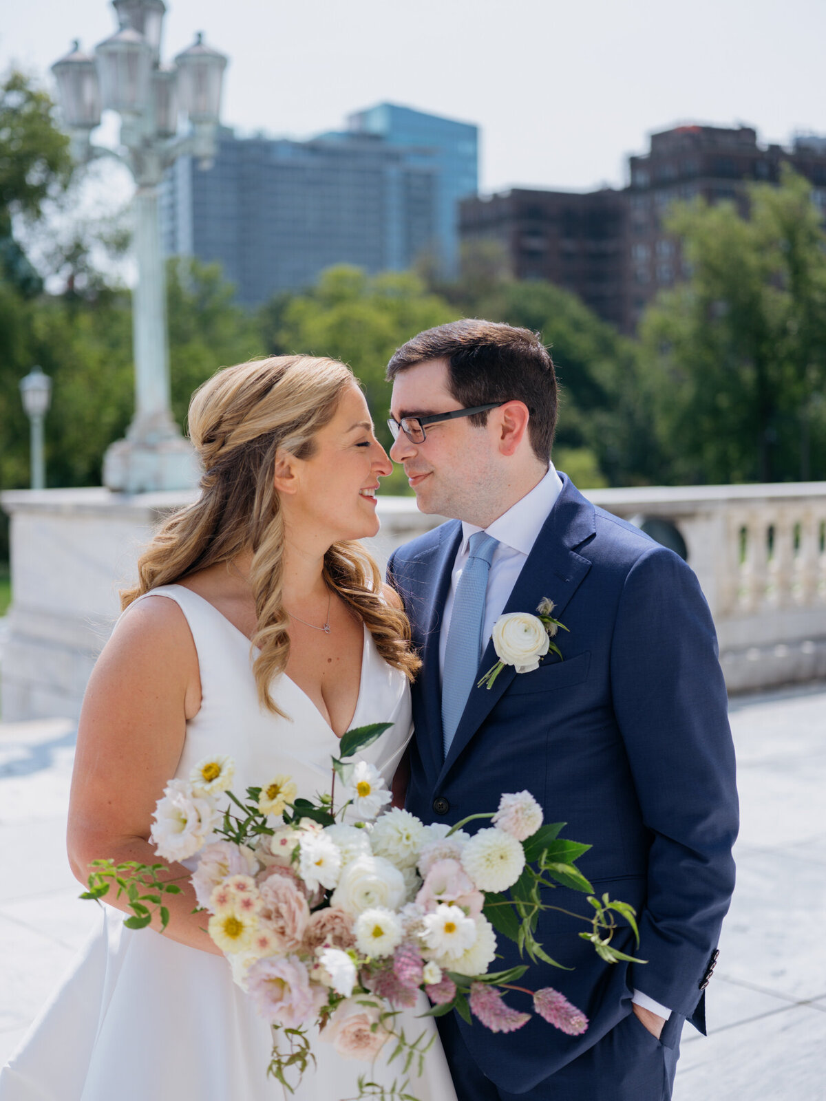 bride-groom-wedding-portrait-cleveland-art-muesum-2