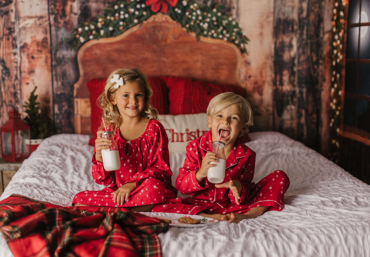 Matching Christmas pajamas in  Woodinville Studio