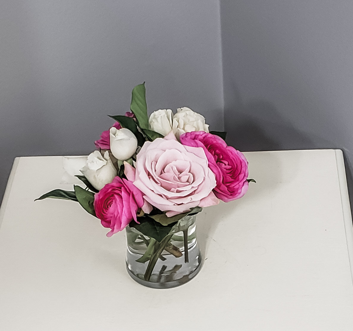 Maryland-wedding-florist-Classic-Rose-Sweet-Collections-cocktail