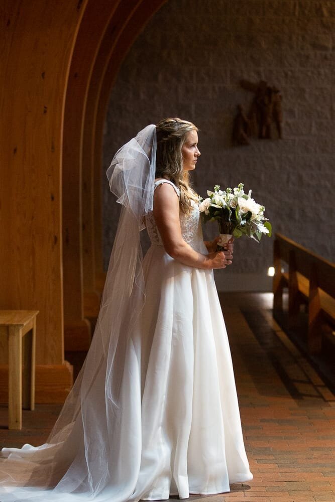bride-altar-durham-catholic-wedding