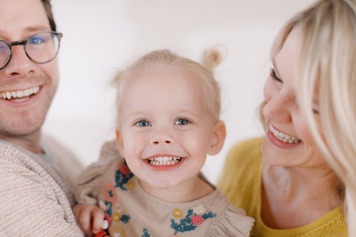 Calgary-Family-Photographers-Heima-Photography-1