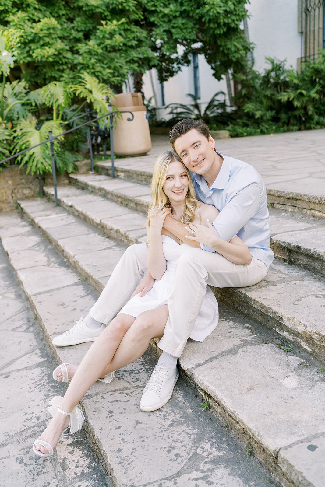 santa-barbara-courthouse-engagement-photos-054_websize