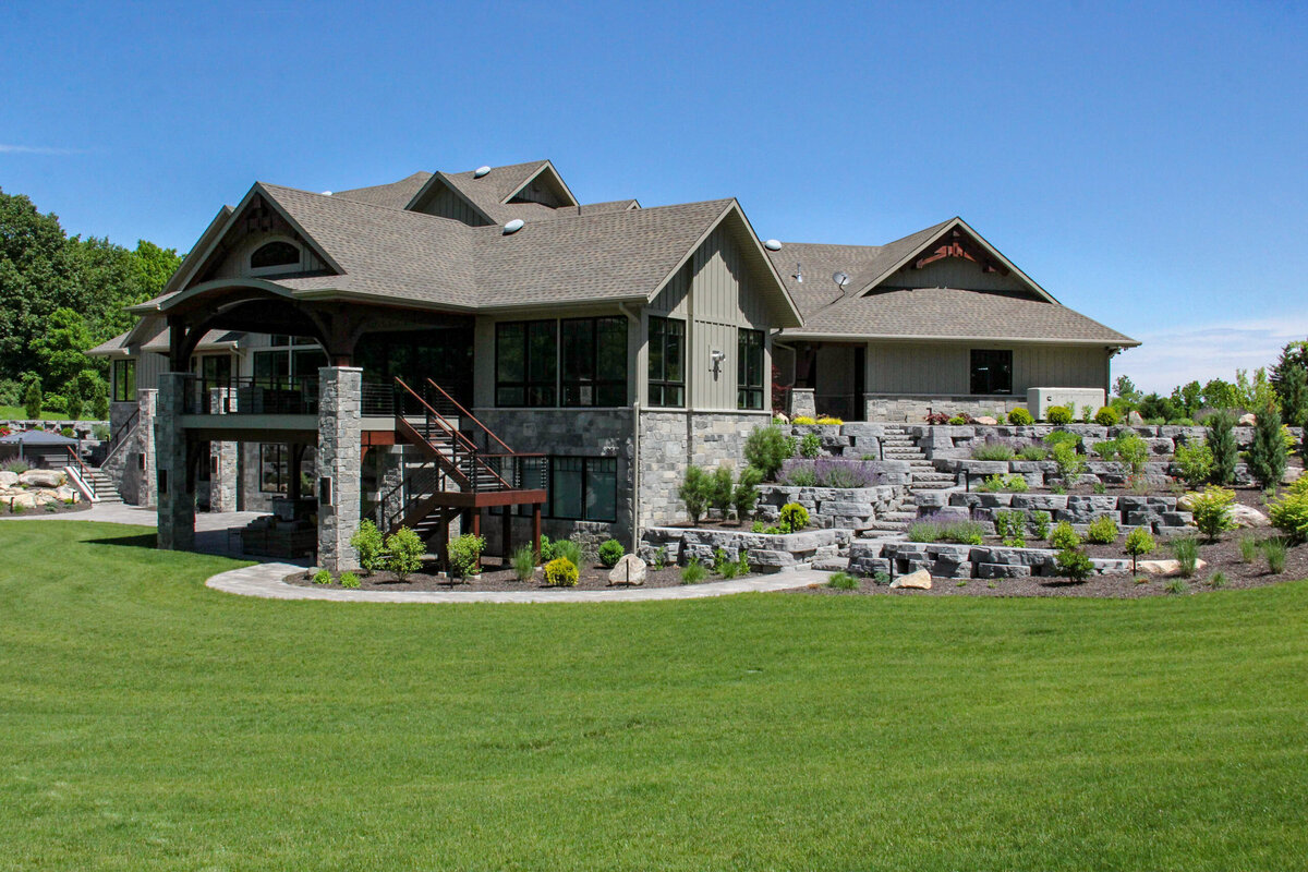 Exterior 12