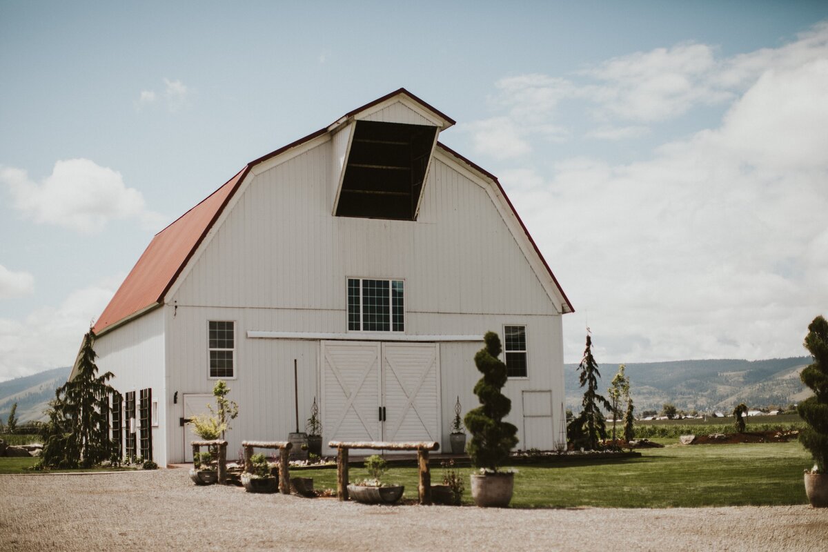 About | White Barn Estate