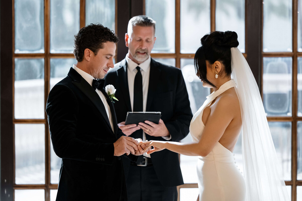 69riskyexposure_andrea-george_las-vegas-elopement-photography