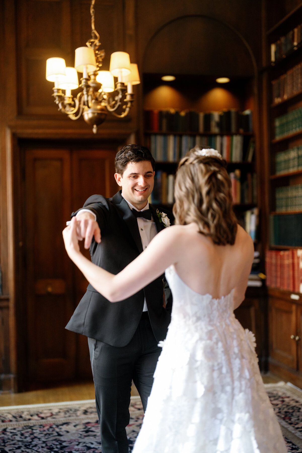Aspen-Avenue-The-Berlez-Chicago-Wedding-Photographer-Clementine-Custom-Events-Racquet-Club-of-Chicago-Avant-Gardenia-Posh-Production-Cagen-Orchestra-Nika-Vaughan-BBJ-La-Tavola -Vogue-Editorial-High-Fashion-Fine-Art-Luxury-Journalism-97