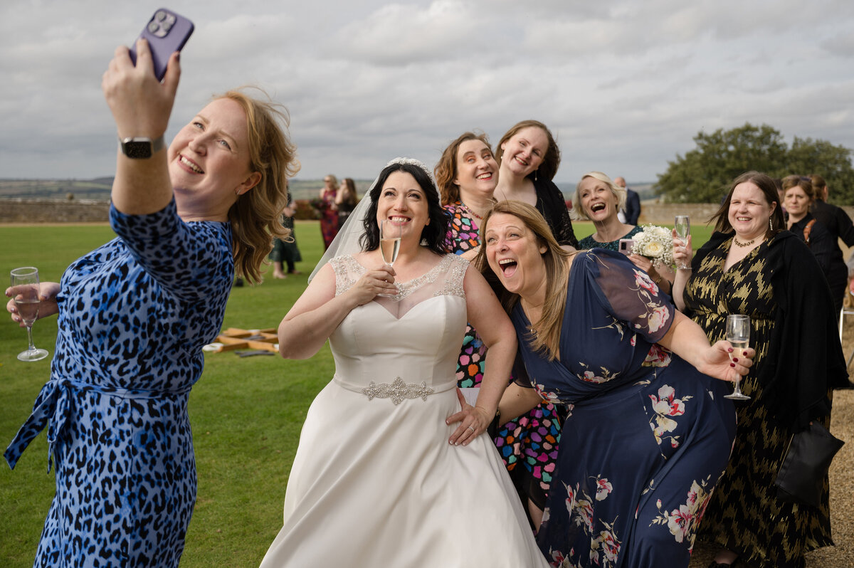 Rockingham-Castle-wedding-photography-1084