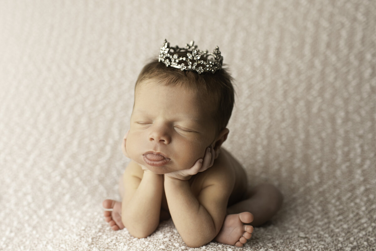 DFW-newborn-photographer-chunky-monkey-4