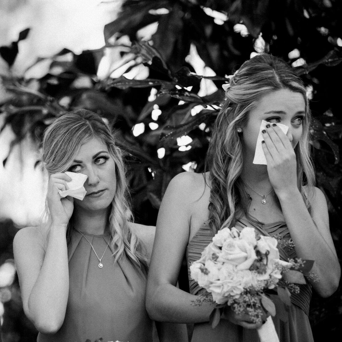 bridesmaids-crying-during-wedding-ceremony