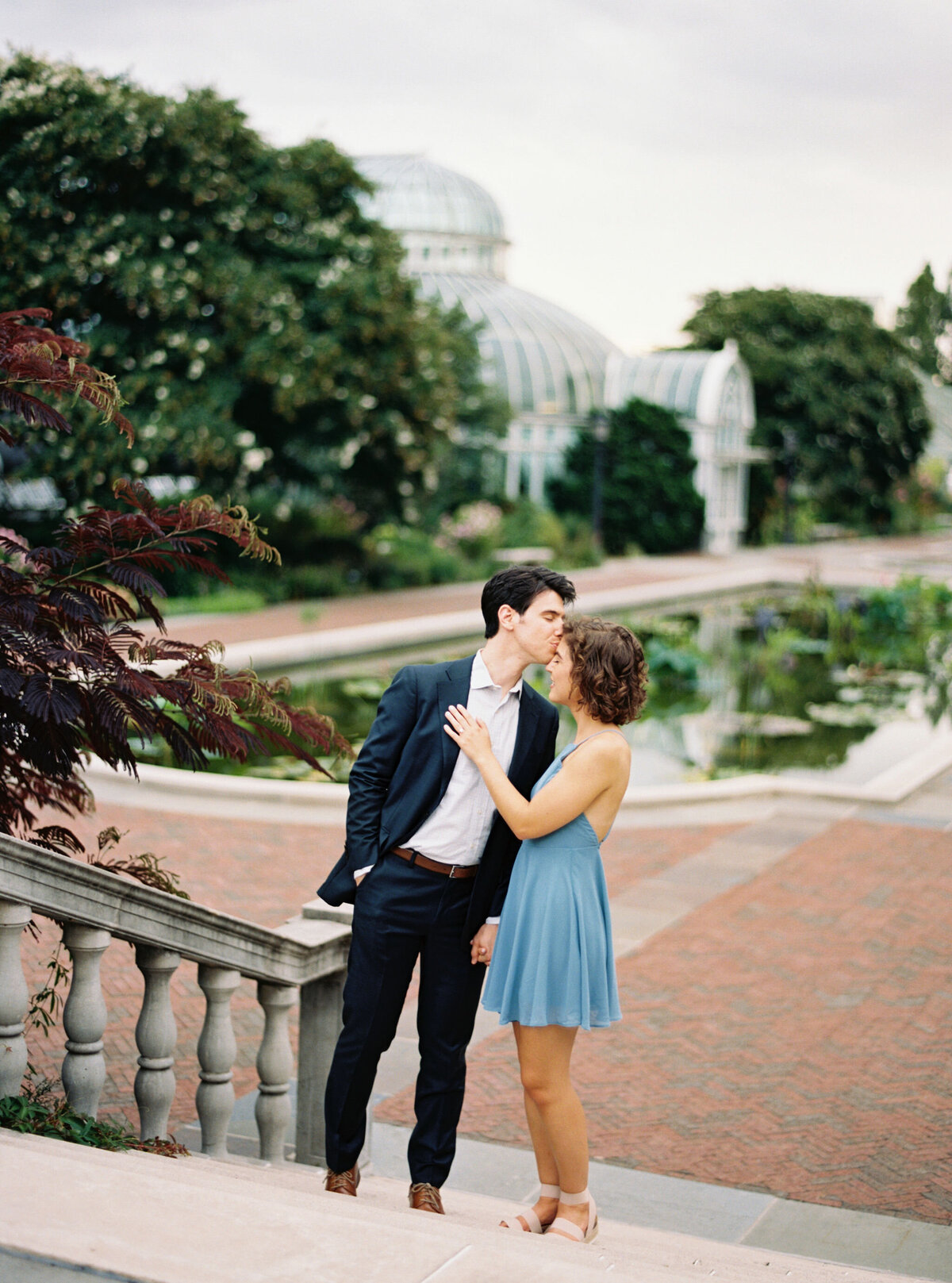 Kirsten&Frank-Fine-Art-Film-Wedding-Photographer-New-York-City-Botanical-Garden-11