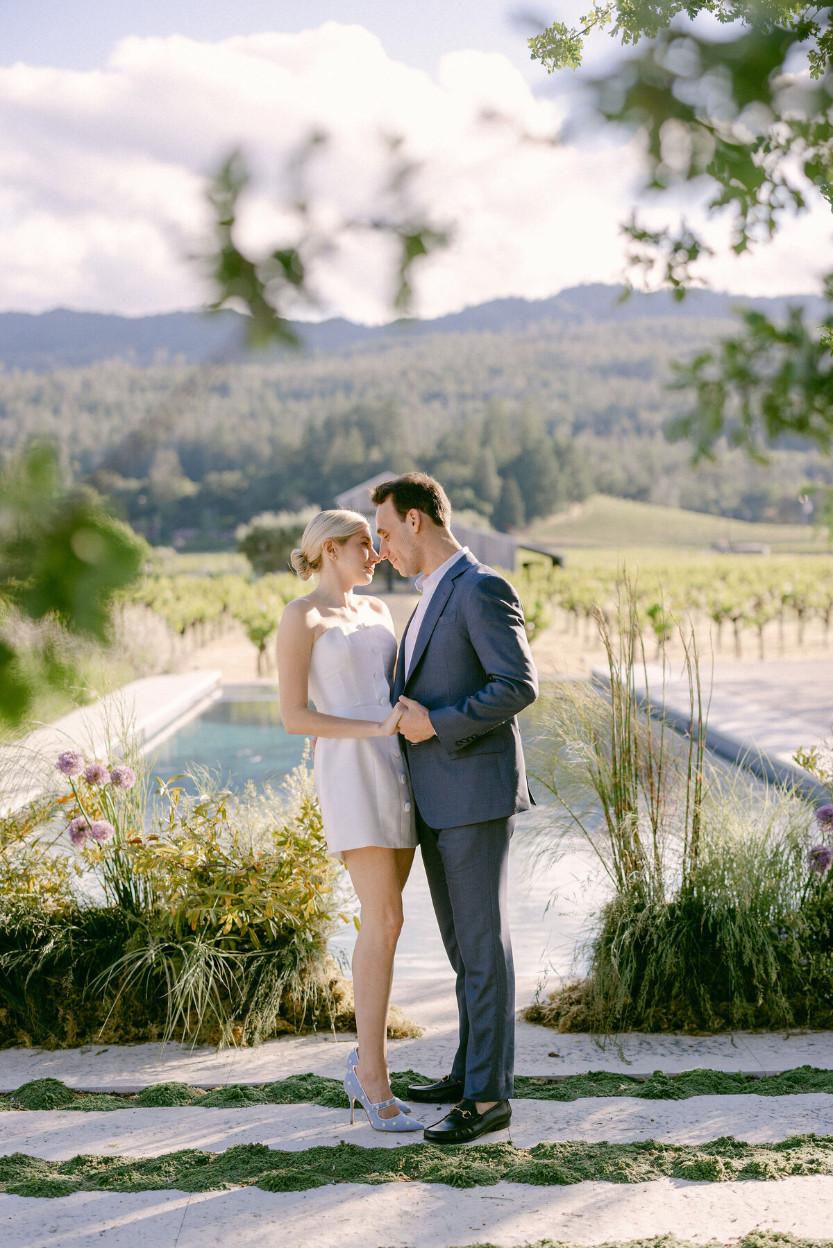 larissa-cleveland-photographer-napa-california-wine-country-wedding-private-estate-048