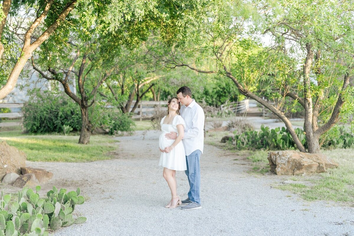 Fort Worth Maternity Shoot Pictures Cactus Stockyards Photos 18