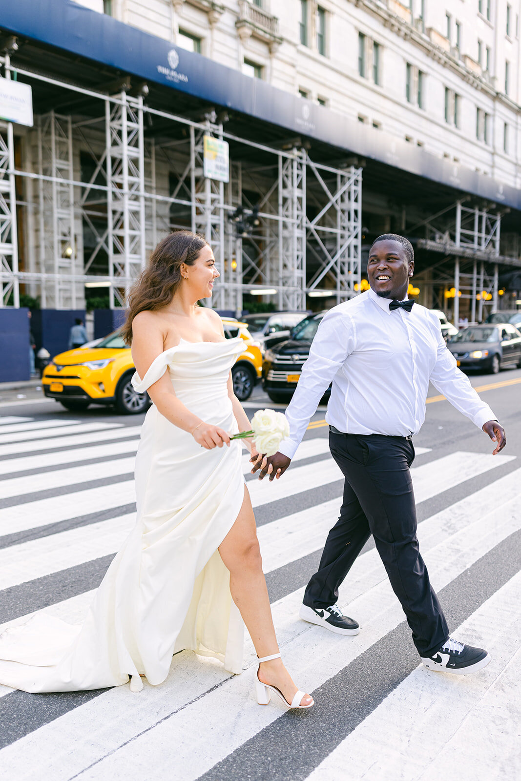 Central-Park-Elopement-New-York-Cinematic-Intimate-Wedding-Larisa-Shorina-Photography-Le-Prive-Collective-42