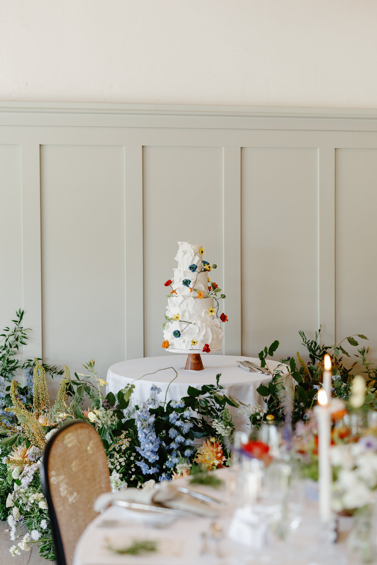 Chloe-Ely-Photography-Nick-Luke-Previews-90_Wizz & Wild Wedding Florals