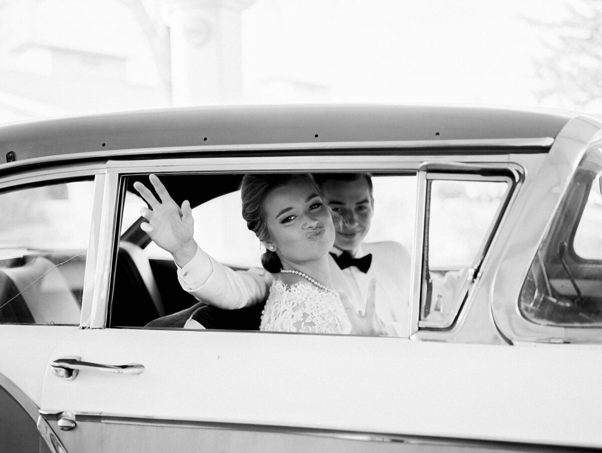 Vintage Car Bride and Groom