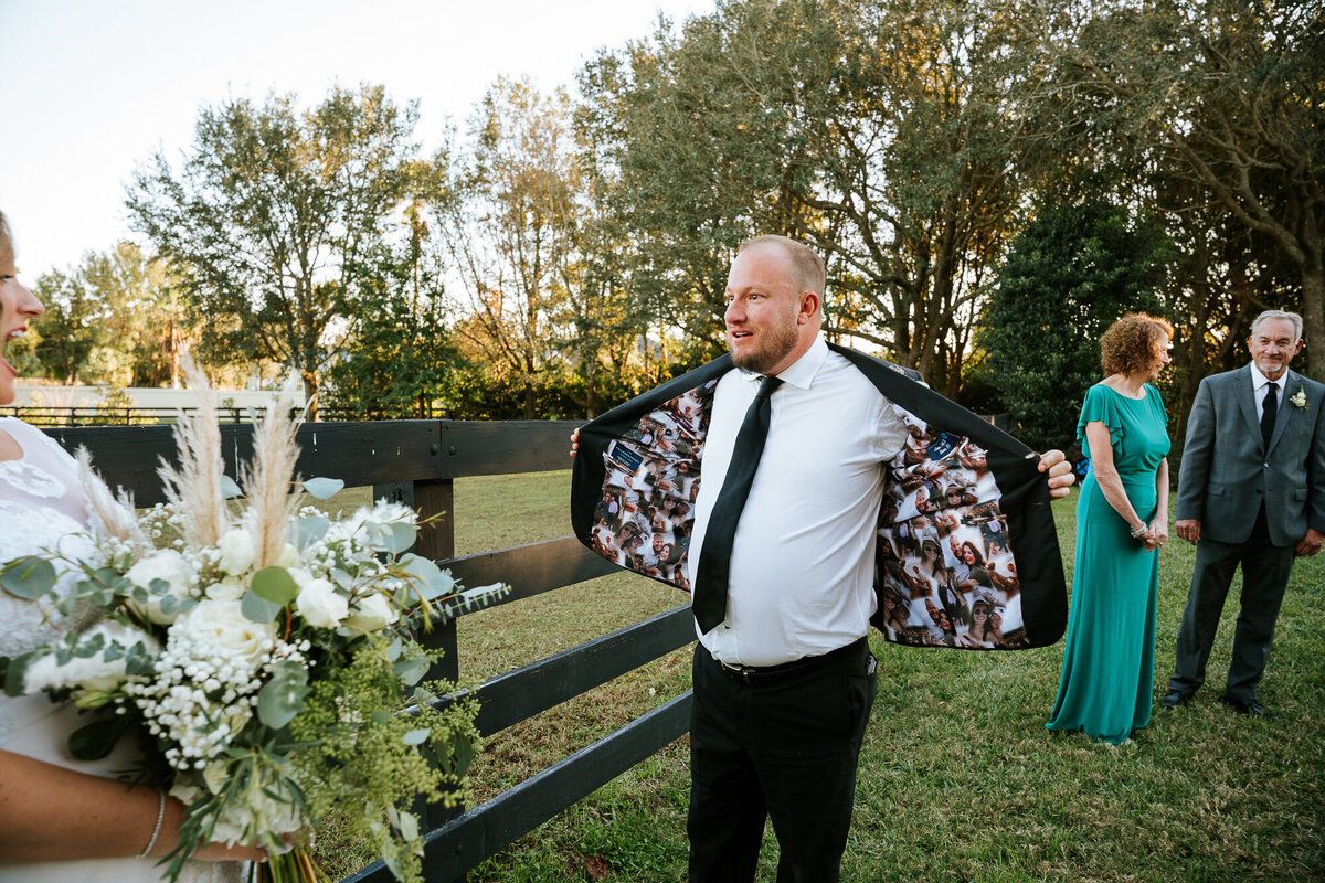 Best Tampa Wedding Photographer_