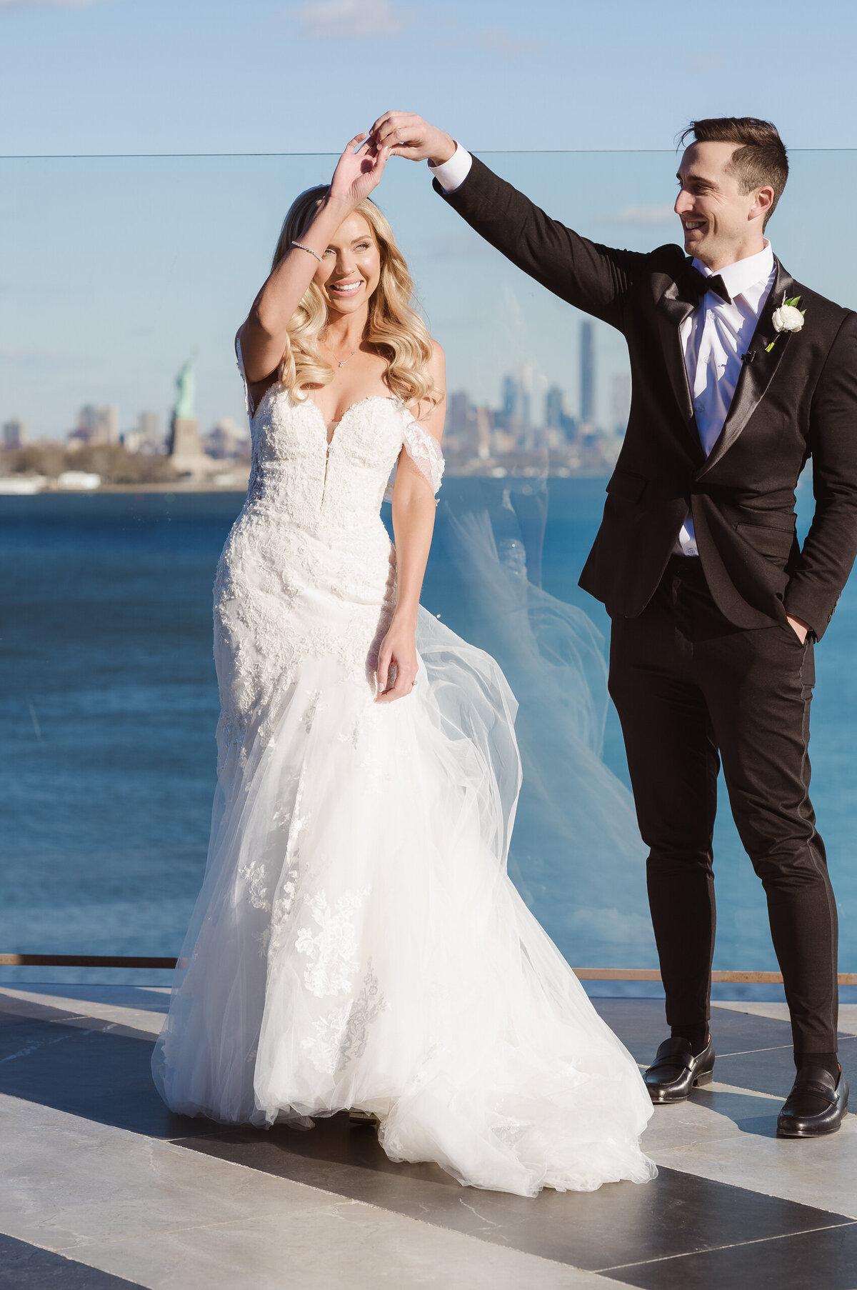 the-hudson-house-jersey-city-wedding-by-suess-moments-nj-photographer--0958