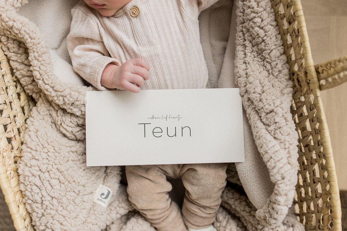 Jasmijn-Brusse-Fotografie-newbornshoot-30