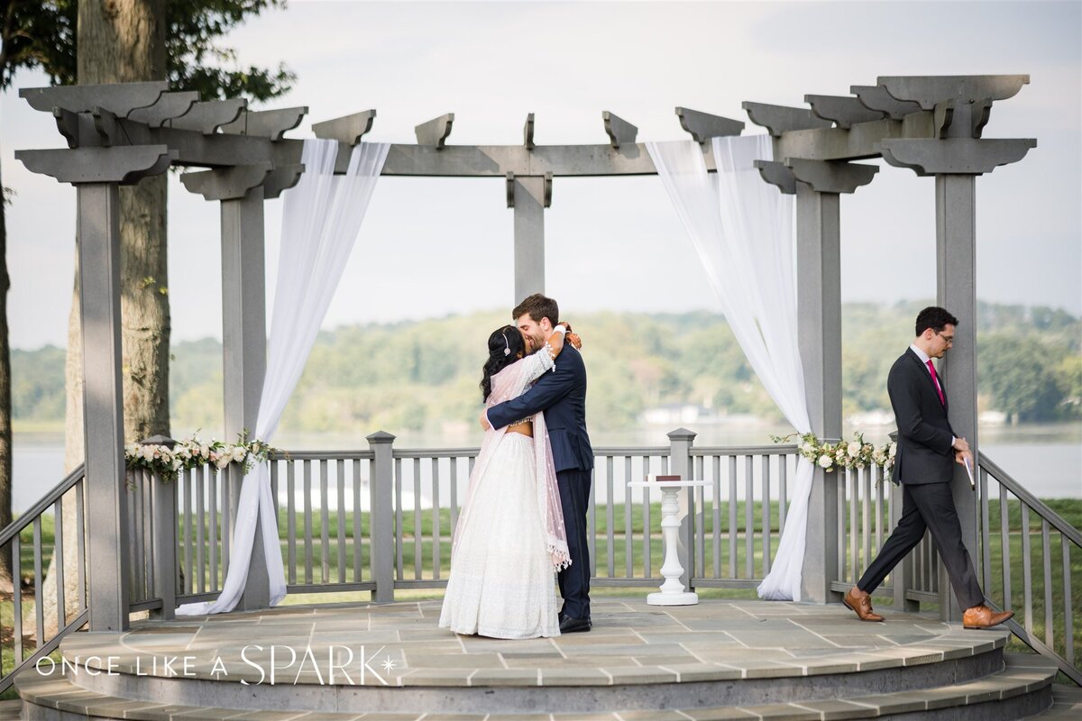 9809937501.jpg_m1.jpg_exif1