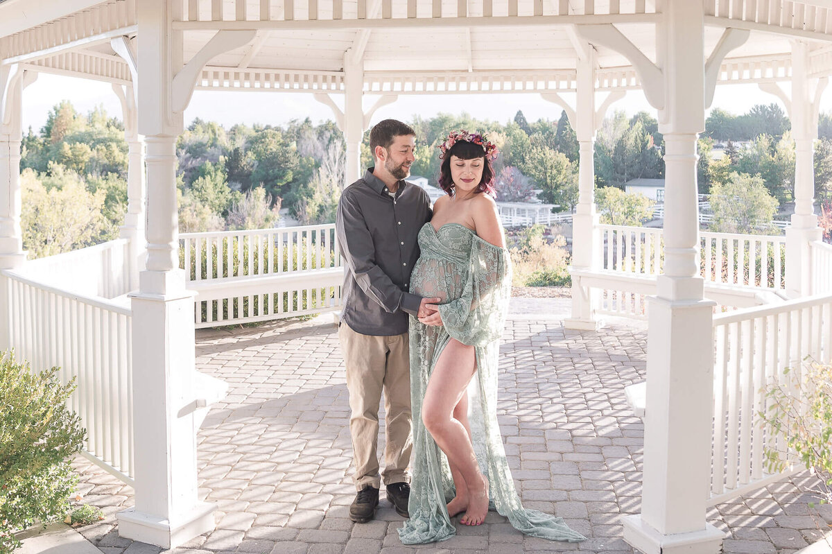 Logan-Utah-Maternity-Photographer-39