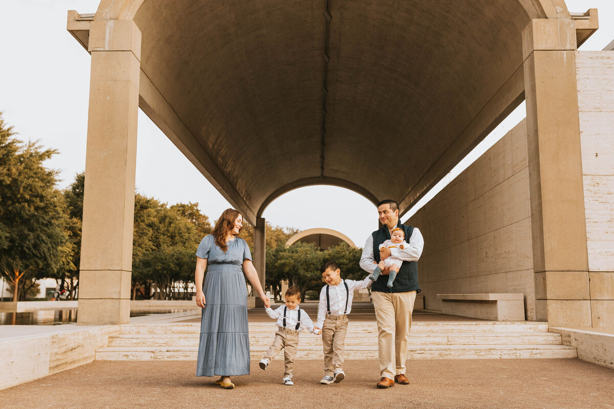 family of 5 in fancy outfits at the Fort Worth