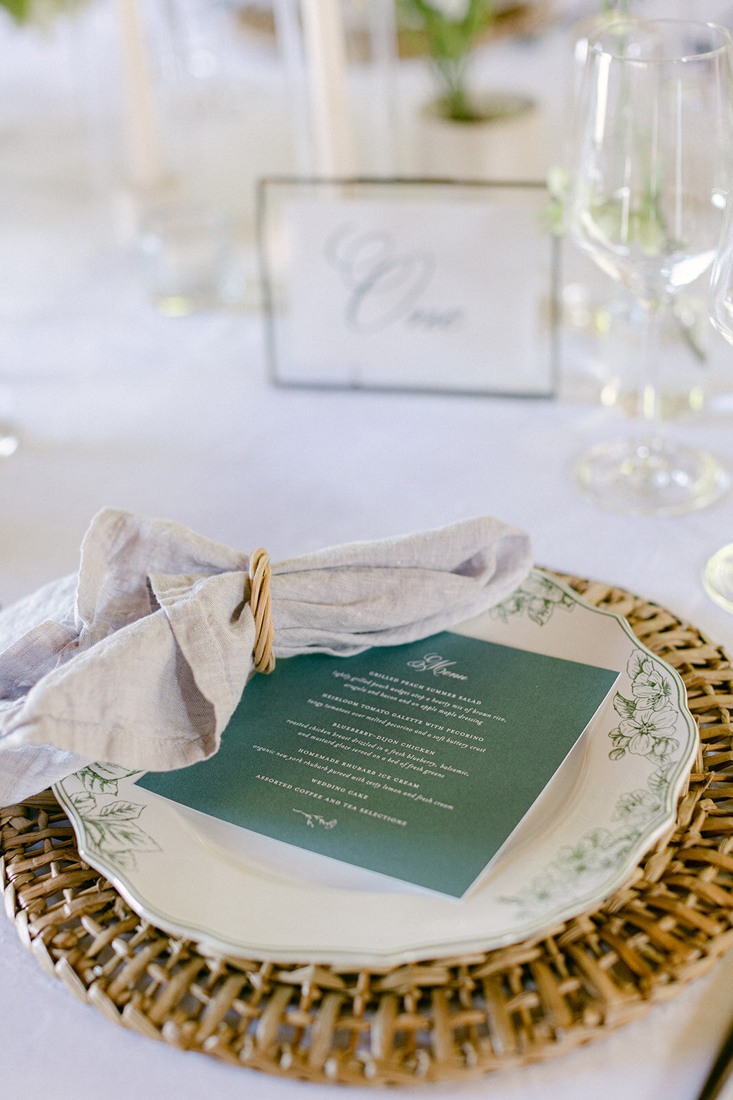 white-lavender-green-white-wedding-table