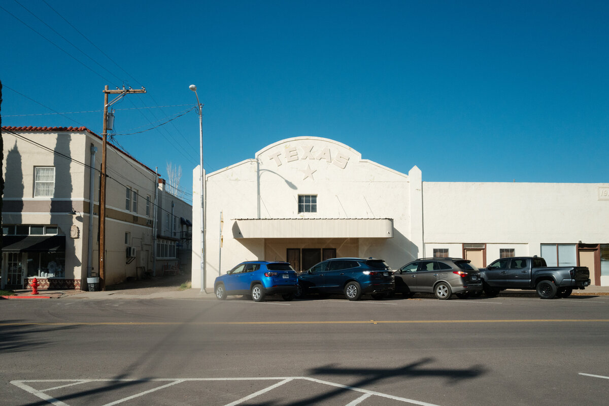 Marfa-Texas-engagement-K&H-Will-DeGraw-Clever-Disarray-1