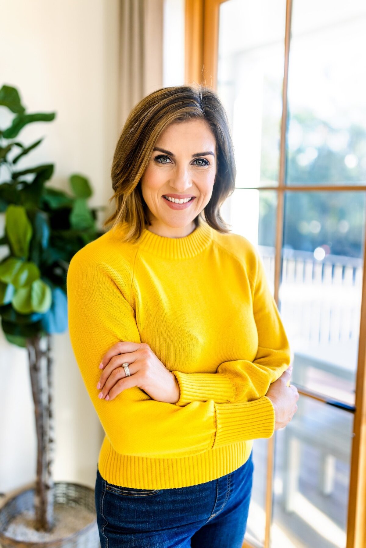 Charleston branding photography and headshots, Best Charleston headshot portrait photographer, get branding photos taken in Charleston, professional business portraits
