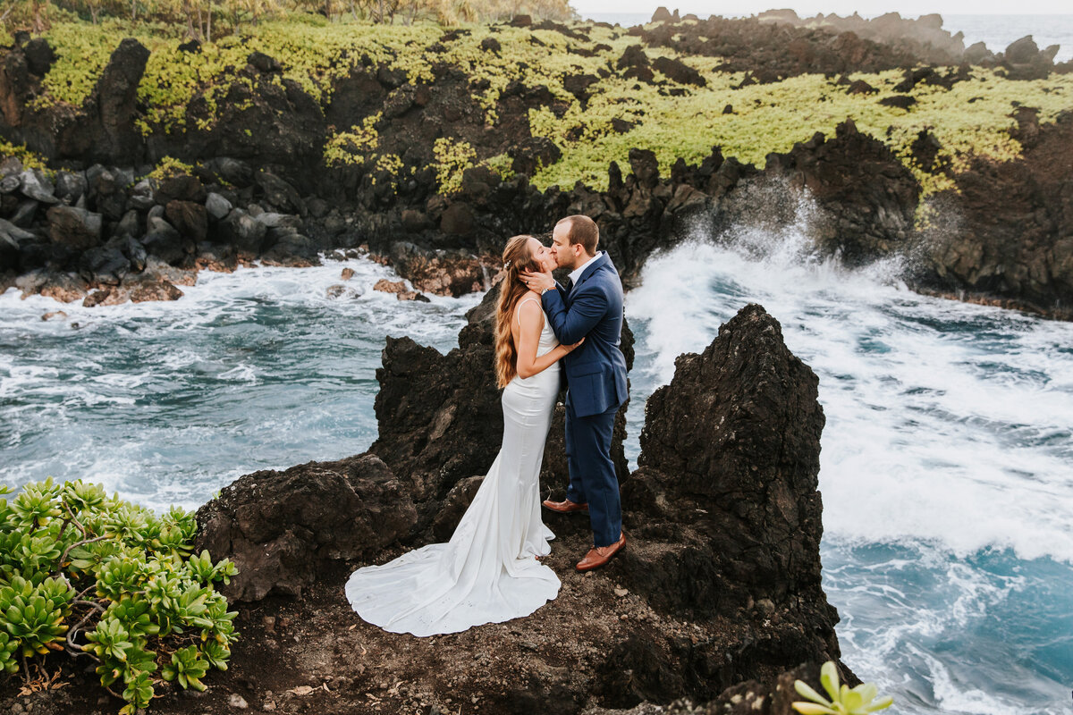 WEDDINGS-12_2019-MauiWedding-434